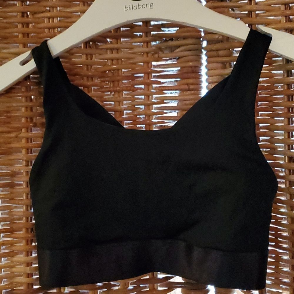 Forever 21 Black Sport Bra S